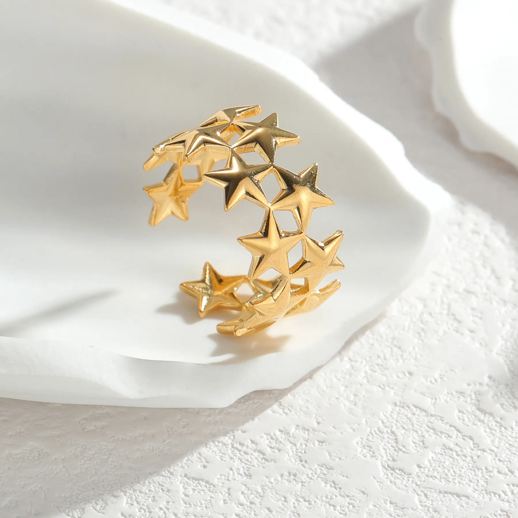 Freeteeme Trendy Oil Dripping Star Rings for Women Stainless Steel Red Star Open Rings Minimalist Couple Jewelry Birthday Gifts