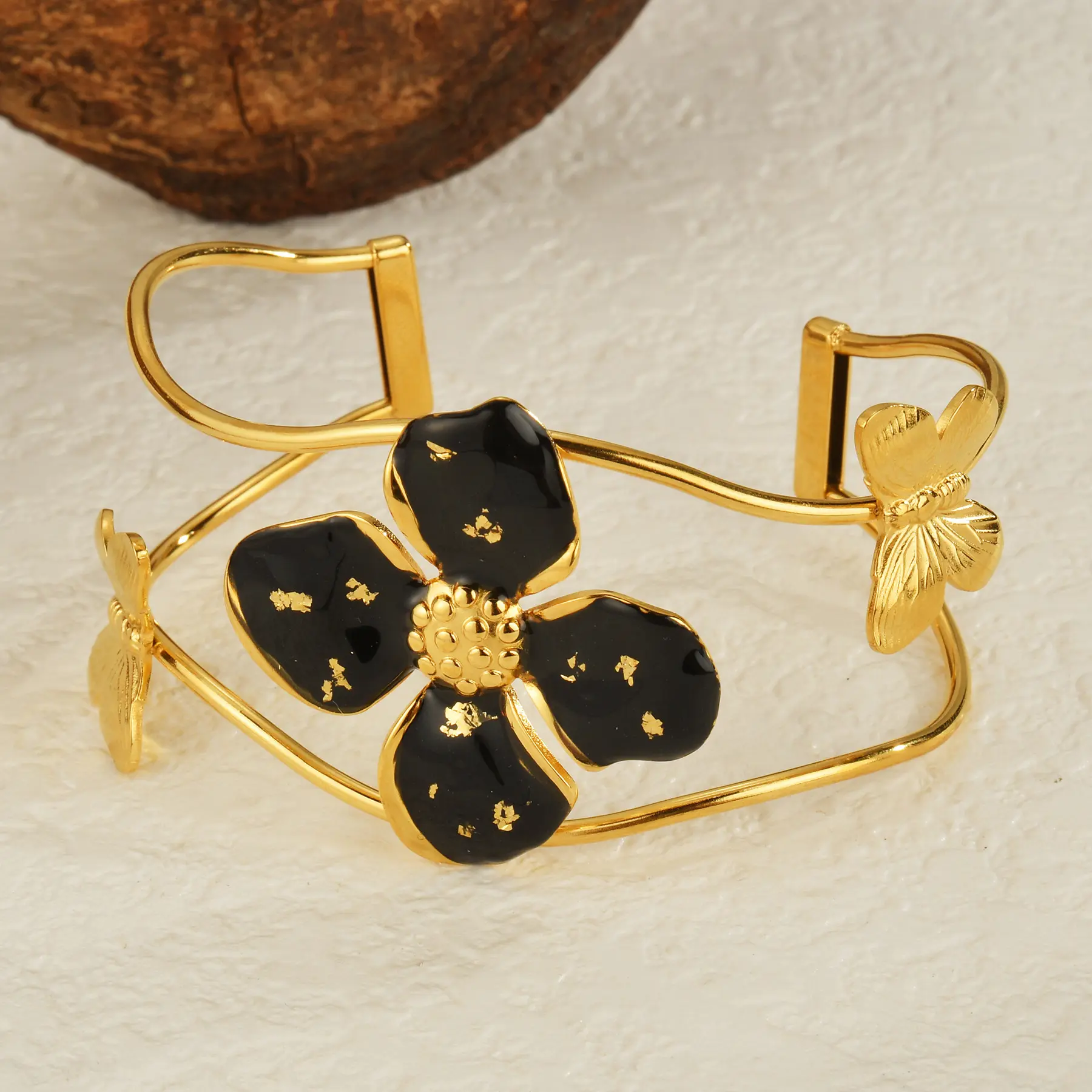 Freeteeme Exaggerated Punk Black Flower Bangle for Women Men Stainless Steel Gold Color Hollowed Bracelet Jewelry Birthday Gift
