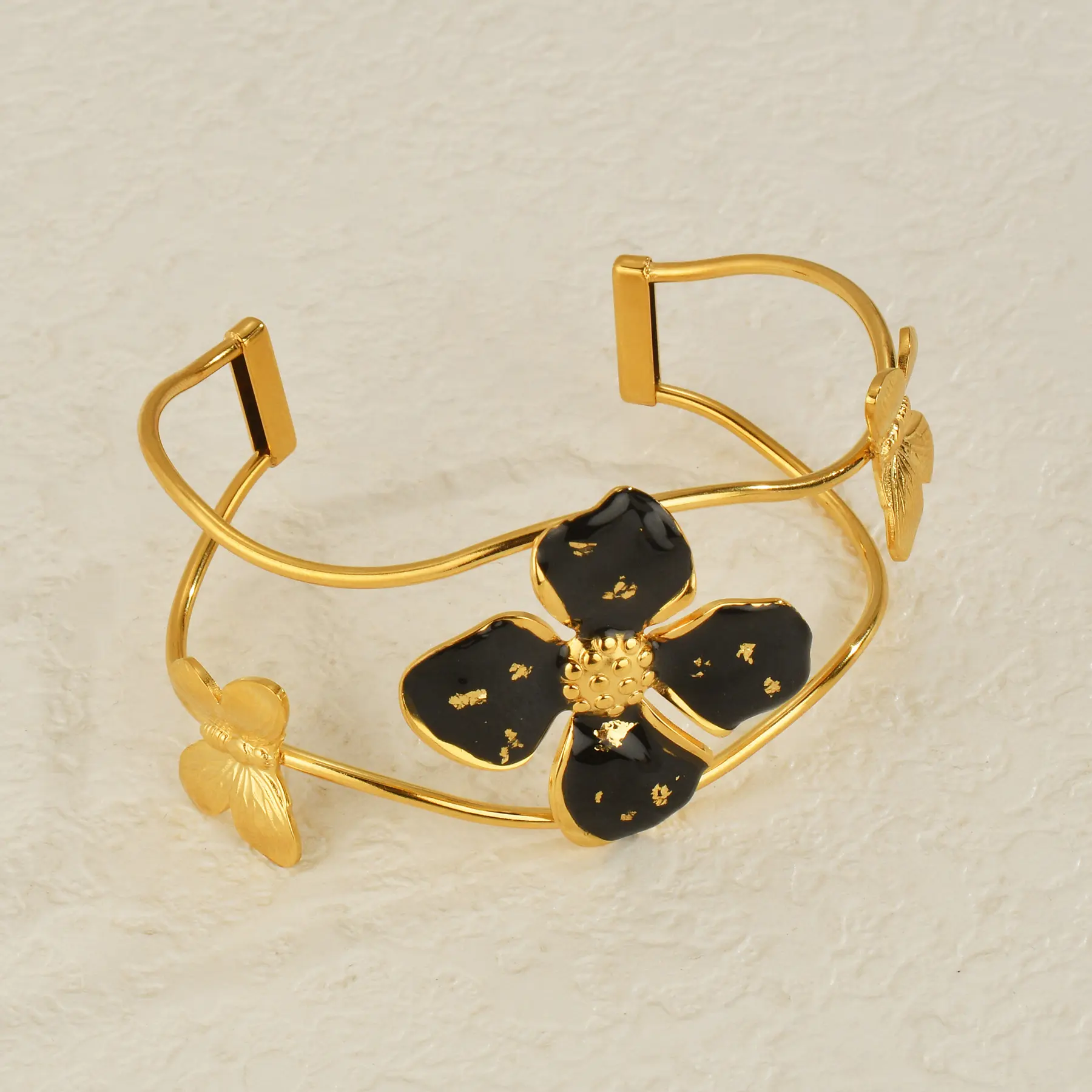 Freeteeme Exaggerated Punk Black Flower Bangle for Women Men Stainless Steel Gold Color Hollowed Bracelet Jewelry Birthday Gift