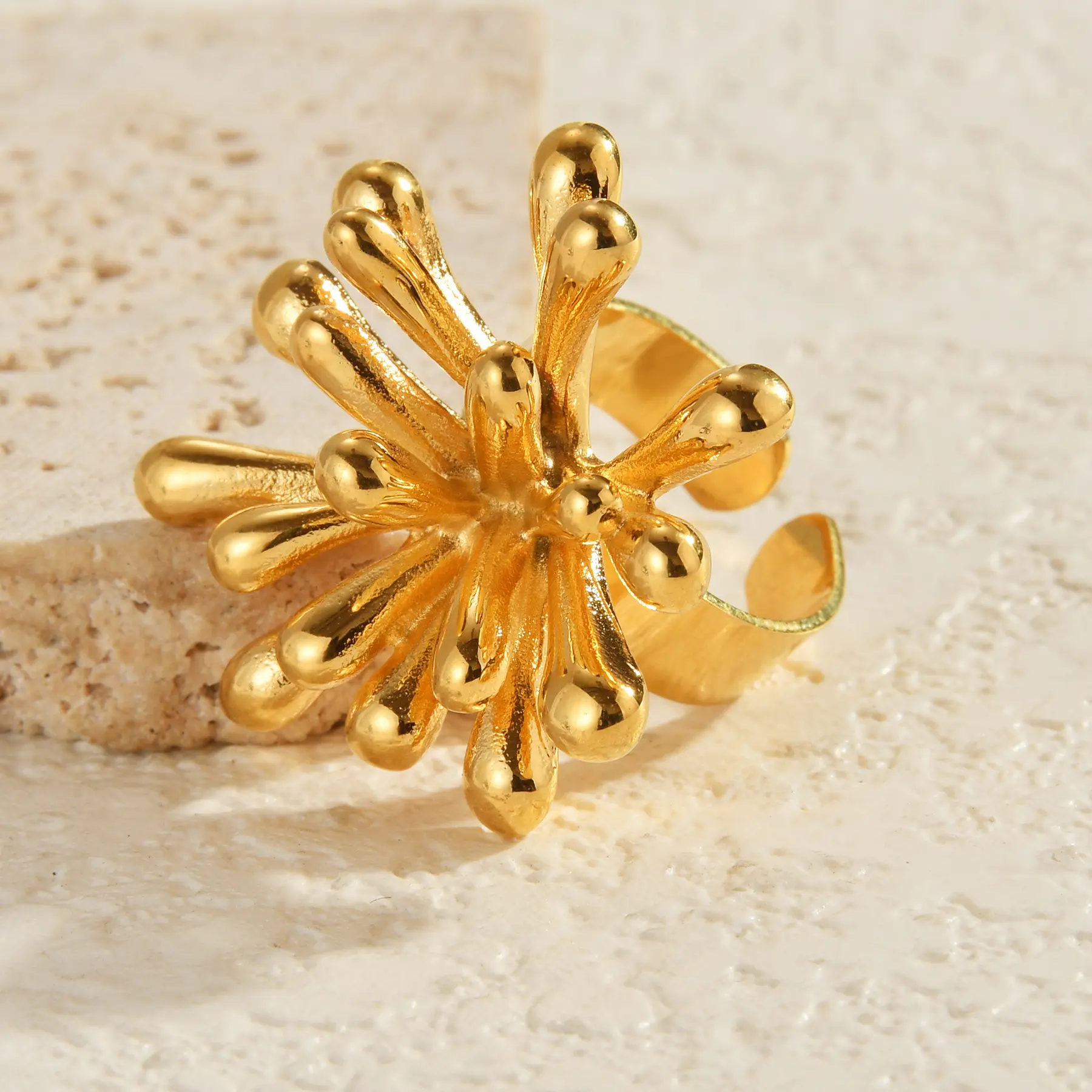 Freeteeme Trendy Flower Open Ring for Women Men Stainless Steel Metal Gold Color Alluring Jewelry Couple Gift 2024