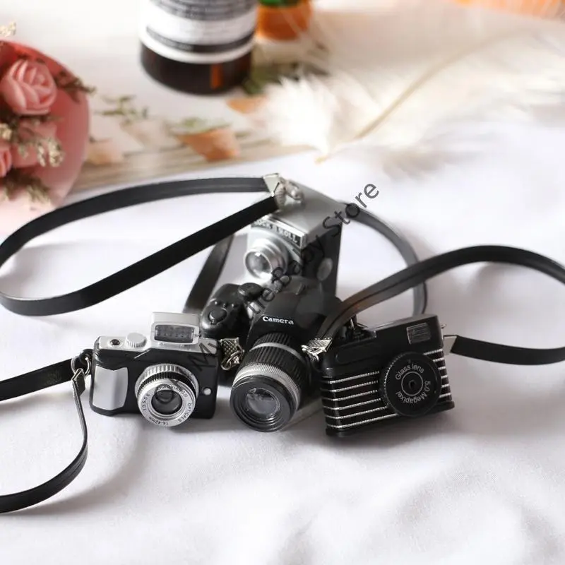 M76C Newborn 1/12 Dollhouse Mini Camera Model Infants Photo Decorations