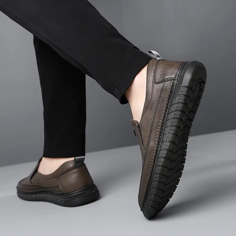 Comfort Men Leather Loafers Shoes Non Slip Flats Breathable Outdoor Slip on Casual Shoes for Male Business Office Driving Shoes