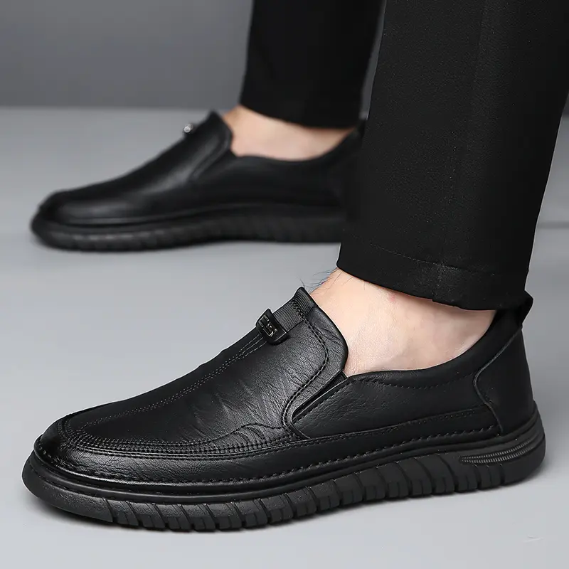 Comfort Men Leather Loafers Shoes Non Slip Flats Breathable Outdoor Slip on Casual Shoes for Male Business Office Driving Shoes