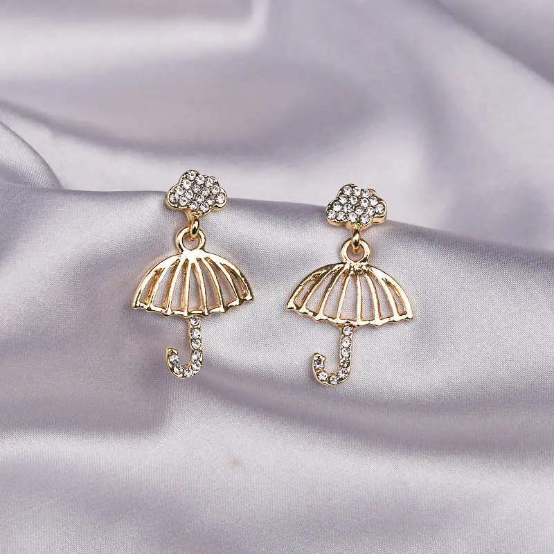 Cute Crystal Umbrella Drop Earrings for Women Trendy Golden Color Metal Hollow Out Charms Dangle Earrings Party Sweet Jewelry