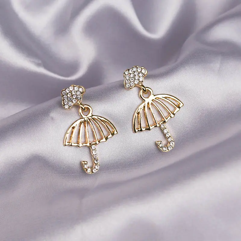 Cute Crystal Umbrella Drop Earrings for Women Trendy Golden Color Metal Hollow Out Charms Dangle Earrings Party Sweet Jewelry