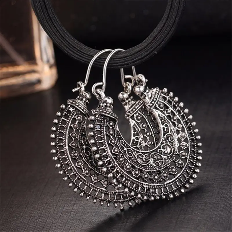 New Vintage Bohemian Hollow Carve Flower Crescent Drop Earrings for Women Fashion Chunky Open Round Statement Jewelry Brincos