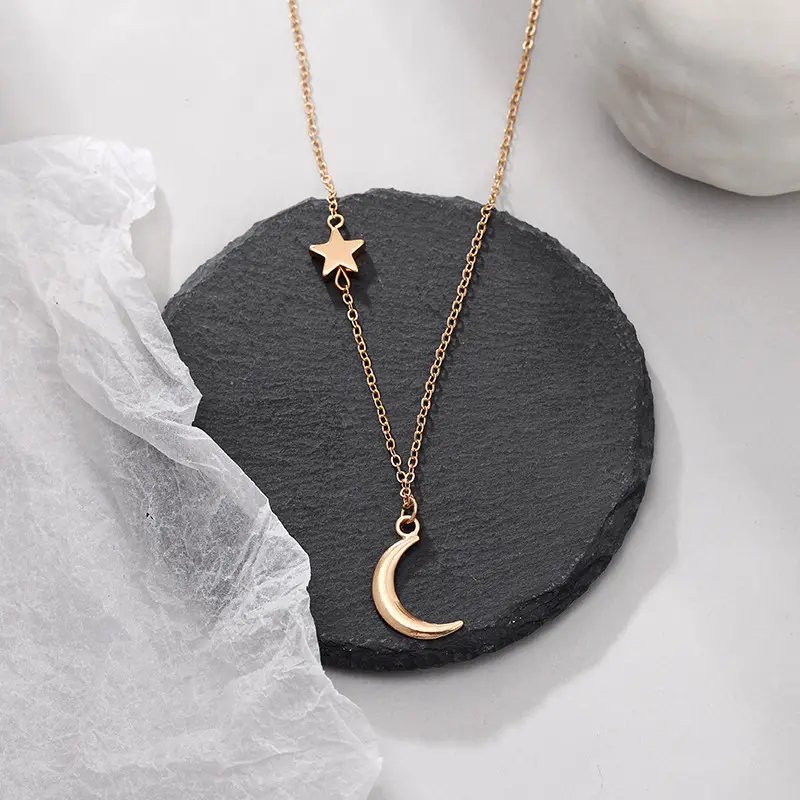 Romantic Moon Stars Pendant Women Clavicle Necklace Charming Temperament  Jewelry For Women Girlfriend Valentine's Day Gift