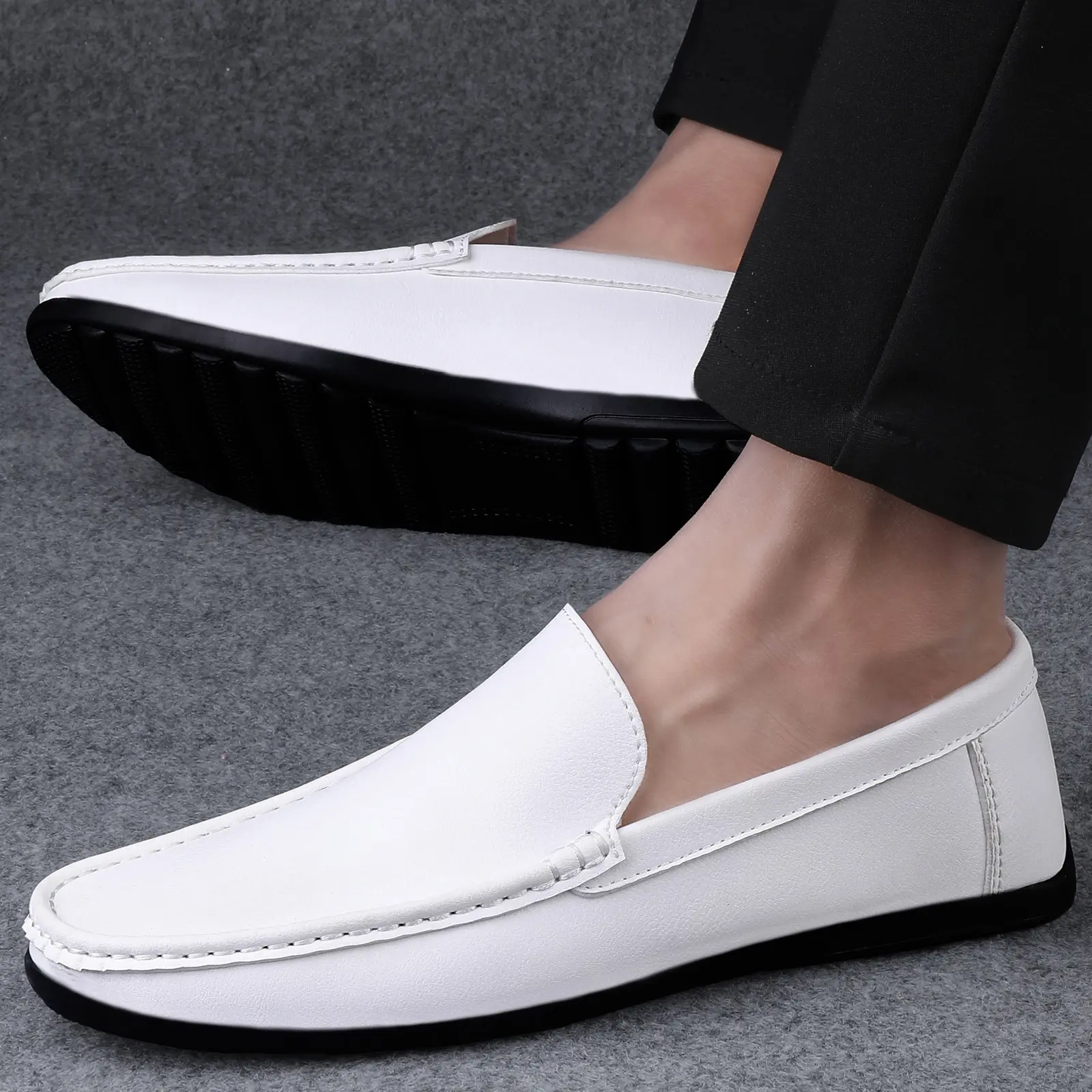 2022 Fashion Mens Shoes High Quality Brand Loafers Comfy Leather Boats Shoes White Men Summer Casual Shoes Mocassin Plus Size 47