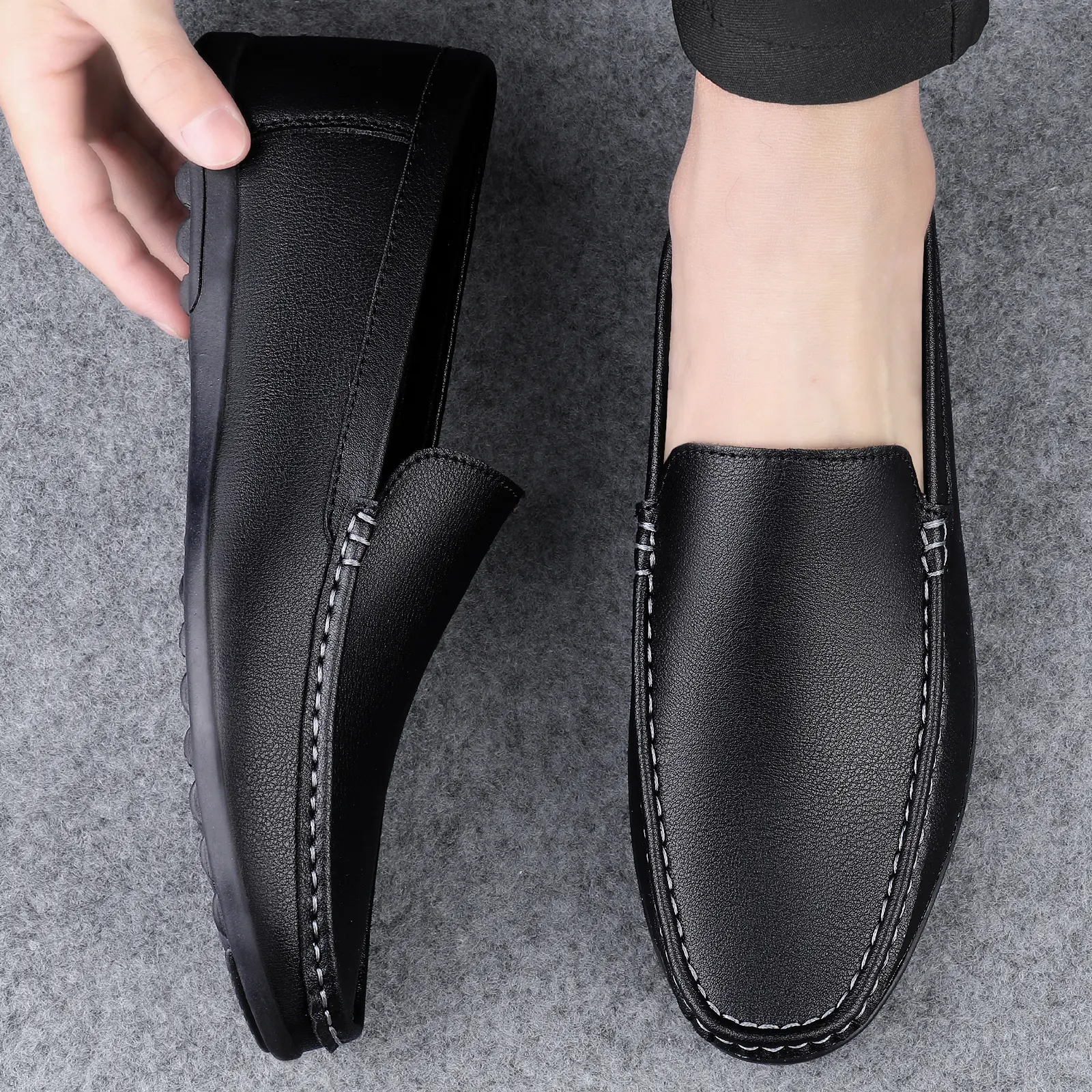 2022 Fashion Mens Shoes High Quality Brand Loafers Comfy Leather Boats Shoes White Men Summer Casual Shoes Mocassin Plus Size 47