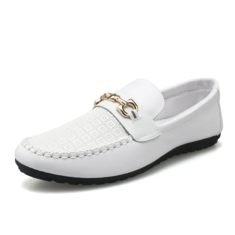 2025 Spring Autumn New Men's Sports Shoes Fashion anti-slip sneakers Casual PU Leather Business Shoes Versatile Work Shoes