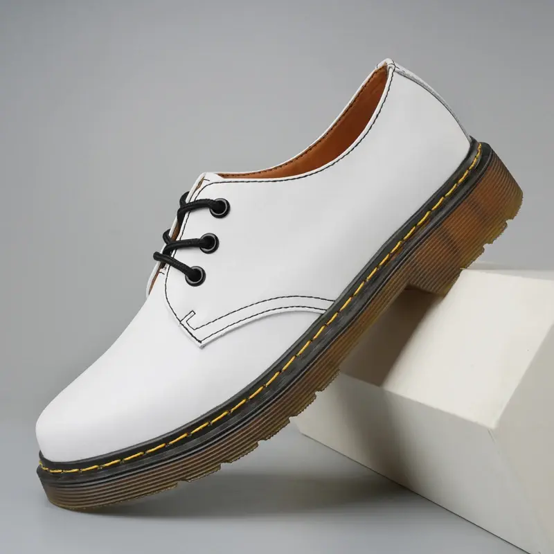 British Style Luxury Outdoor Brand Thick Bottom Oxford Shoes Lace Up Safety Shoes 2024 Fashionable New Couple Style Work Shoes