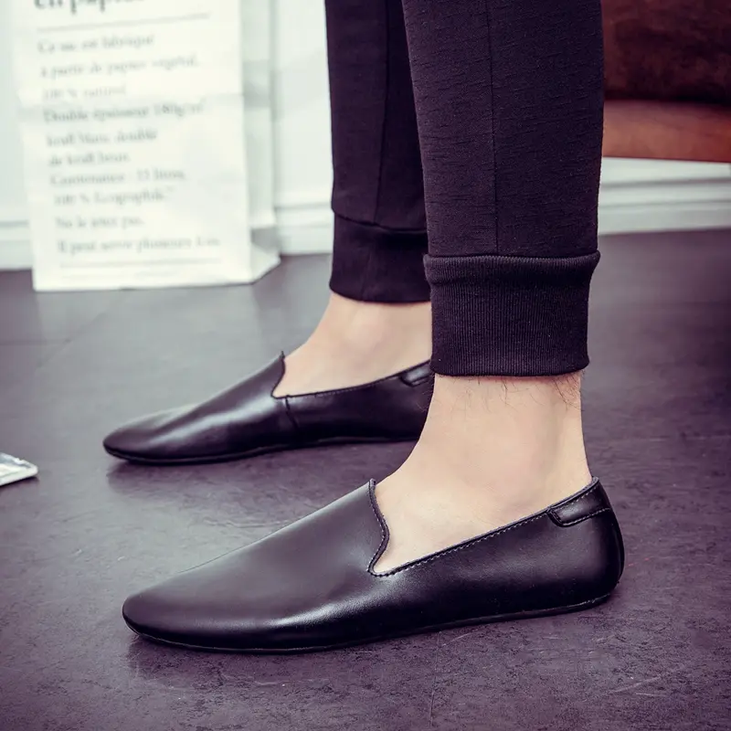 New Fashion Split Leather Man Casual Shoes Flats Shoes Men Comfortable Slip on Loafers Male Outdoor Walking Shoes Driving Shoes