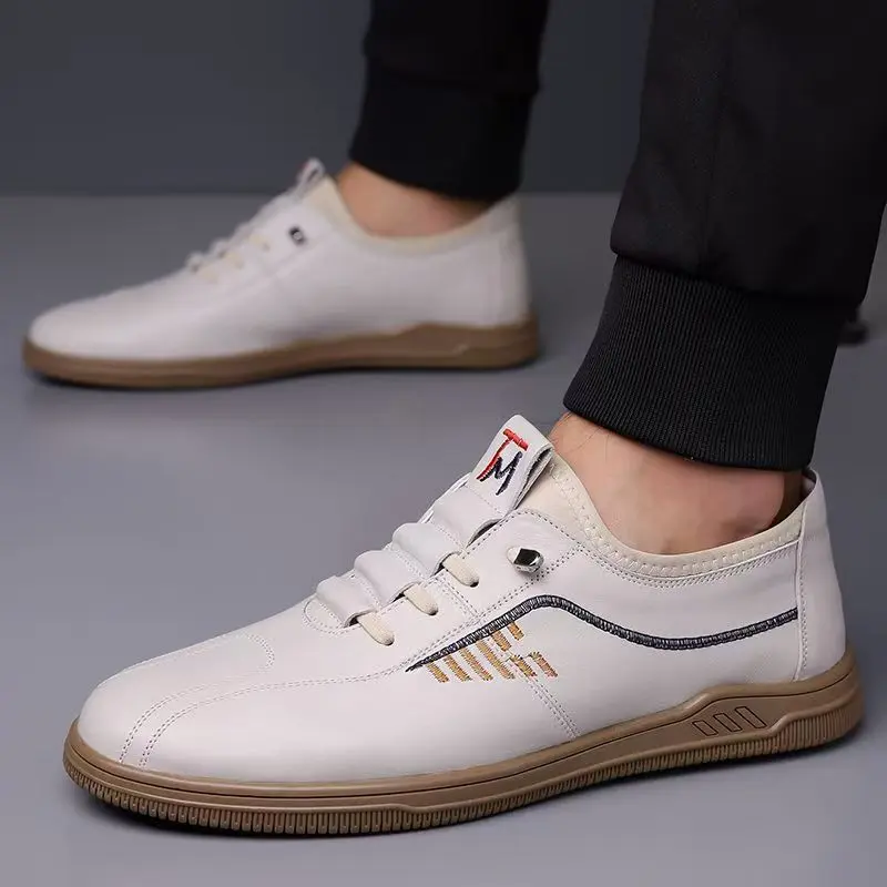 All Seasons Stylish 2025 New Men's Business Casual Shoes Soft Sole Leather Upper Waterproof Lightweight Slip-on Driving Shoes