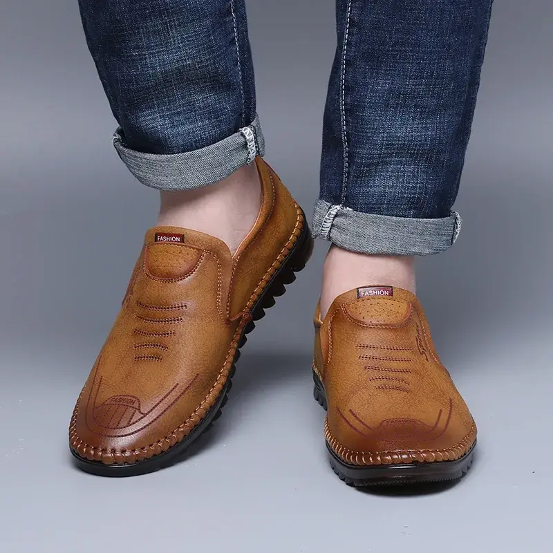 2024 Men's Leather Shoes Fashion Soft Leather Casual Leather Shoes Wear resistant Bean Shoes Men's Shoes