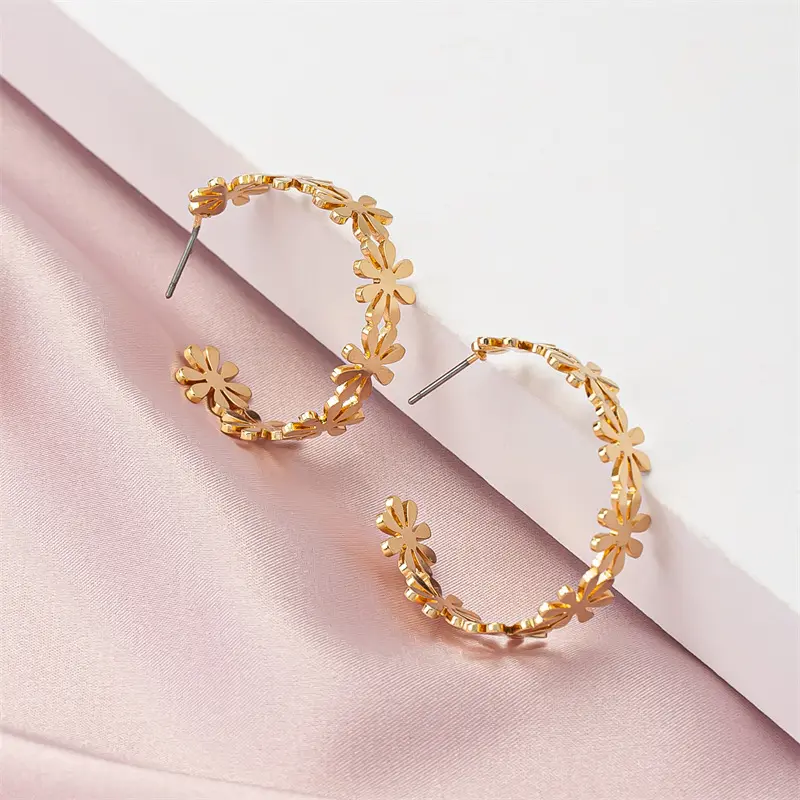 Bohemian Golden Color Flower C Shape Drop Earrings for Women Geometry Open Round Dangle Earrings Punk Statement Jewelry Gift