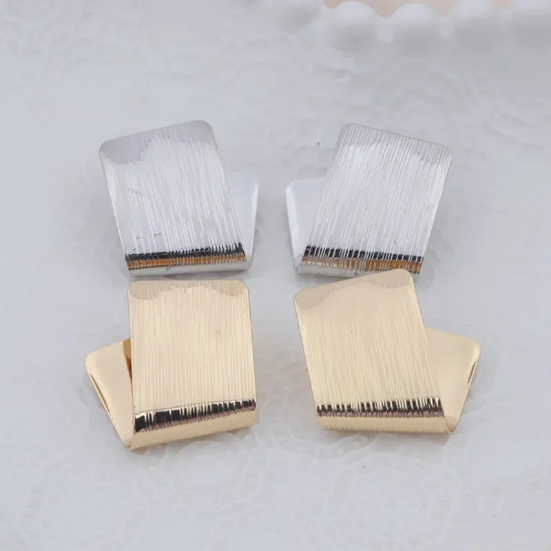 Trendy Fold Asymmetry Square Earrings for Women Golden Silver Color Zinc Alloy Geometry European Brief Drop Earrings Jewelry
