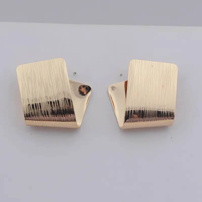 Trendy Fold Asymmetry Square Earrings for Women Golden Silver Color Zinc Alloy Geometry European Brief Drop Earrings Jewelry