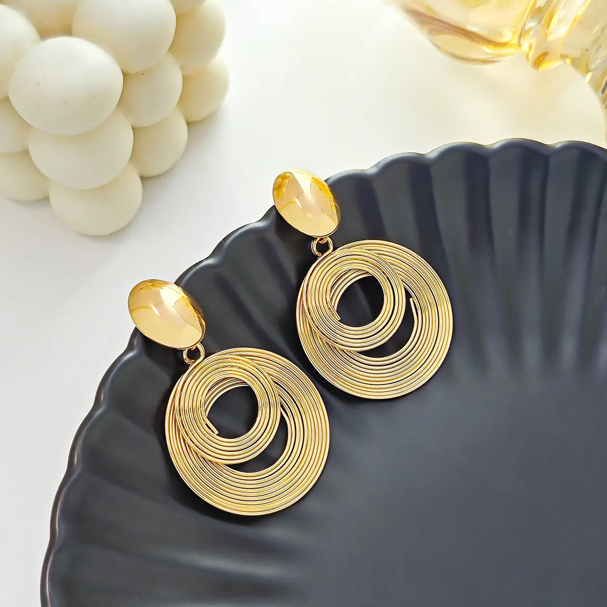 Multi Layer Metal Wound Coil Dangle Earrings for Women Trendy Geometry Round Circle Oval Drop Earrings Party Vintage Jewelry