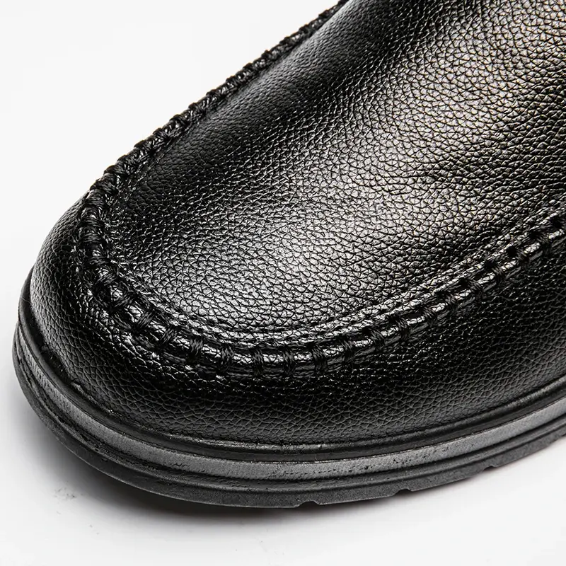 Soft Leather Shoes for Men Casual Black Lightweigh Soft Sole Comfortable Men Shoes Slip-On Male Loafers Moccasins Driving Shoe