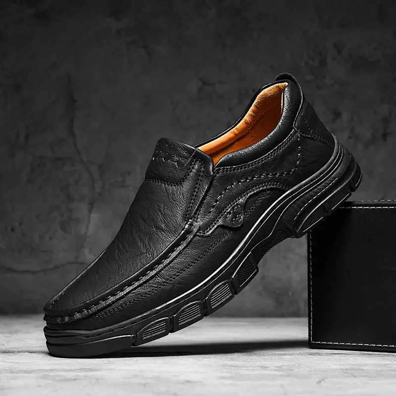 Handmade Leather Men Shoes Casual Outdoor Slip On Loafers Men Leather Shoes Flats Moccasins Walking Shoes Non-Slip Dropshipping