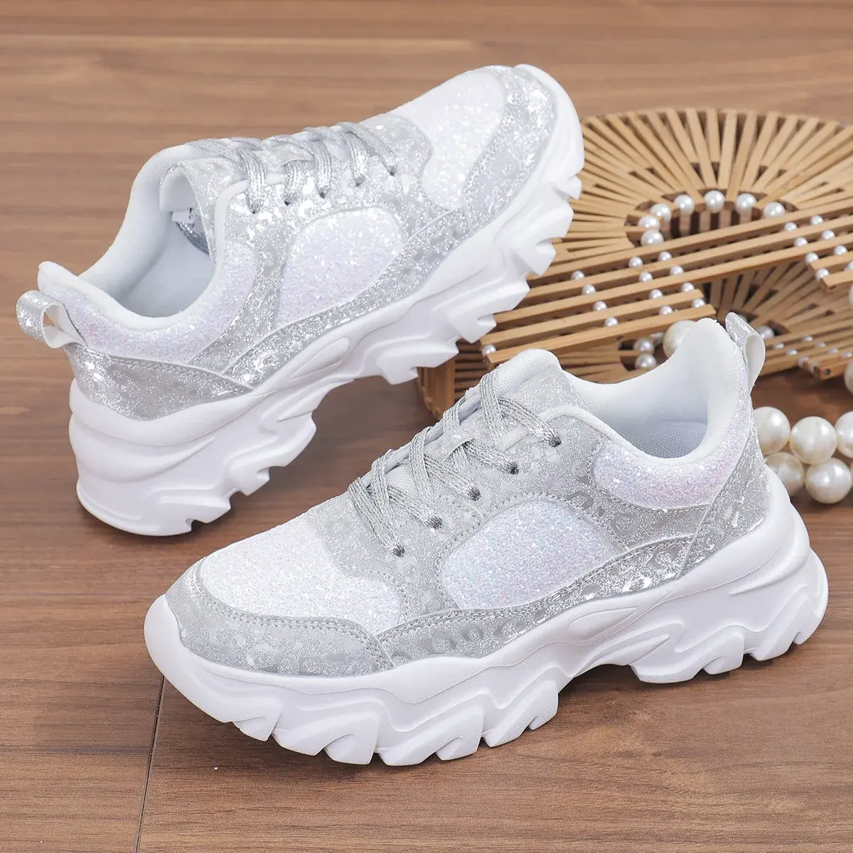 Women's Casual Sneakers Comfortable Anti Slip Sports Shoes Woman Fashion Breathable Soft Sole Platform Sneakers Plus Size 42