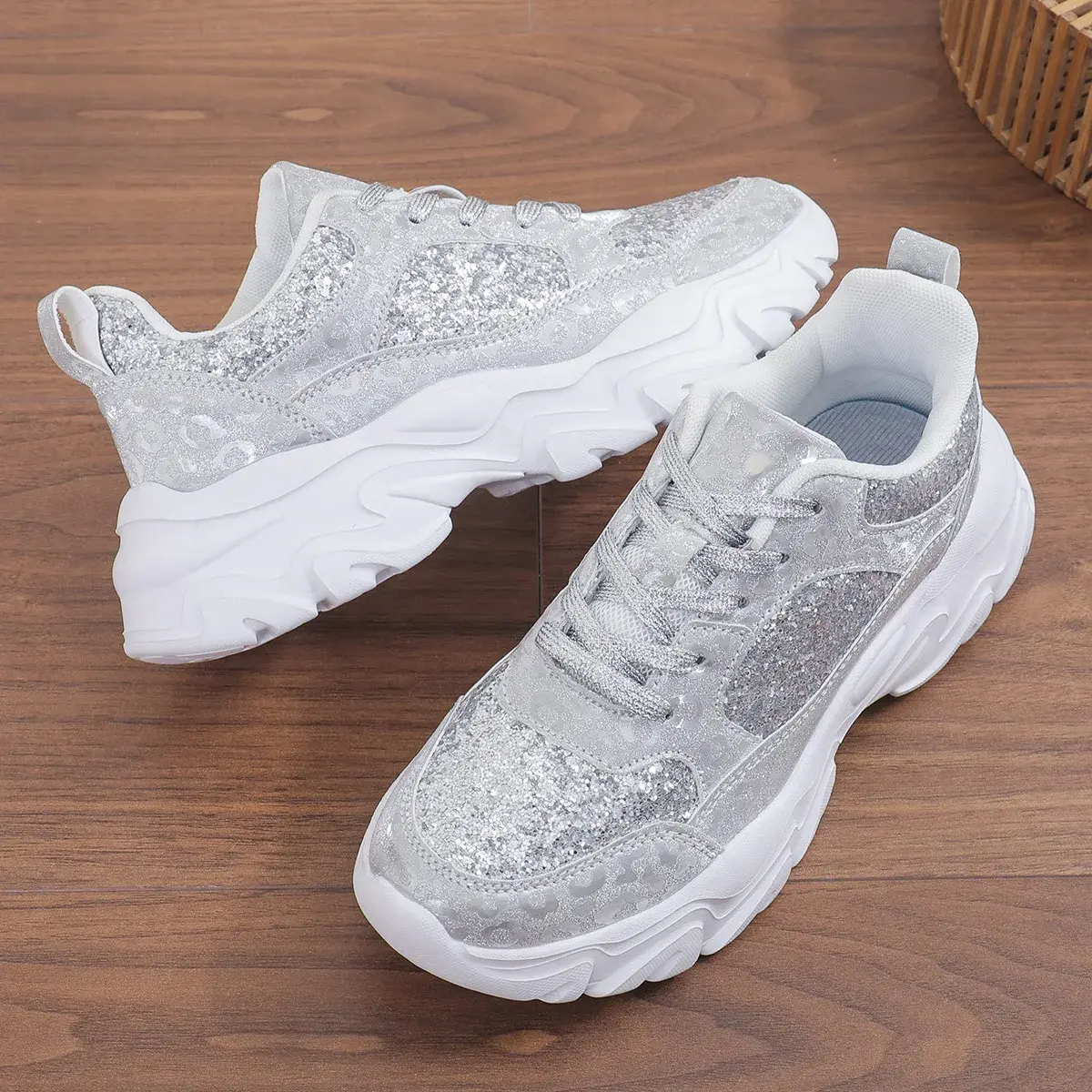 Women's Casual Sneakers Comfortable Anti Slip Sports Shoes Woman Fashion Breathable Soft Sole Platform Sneakers Plus Size 42