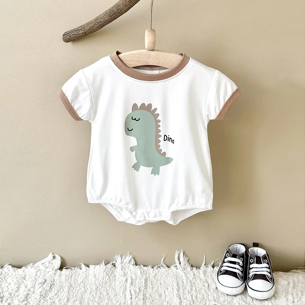 Summer New Baby Bodysuit Newborn Clothing Boys Girls Triangle Romper Cute Dinosaur Print Short Sleeve Infant 0-18M
