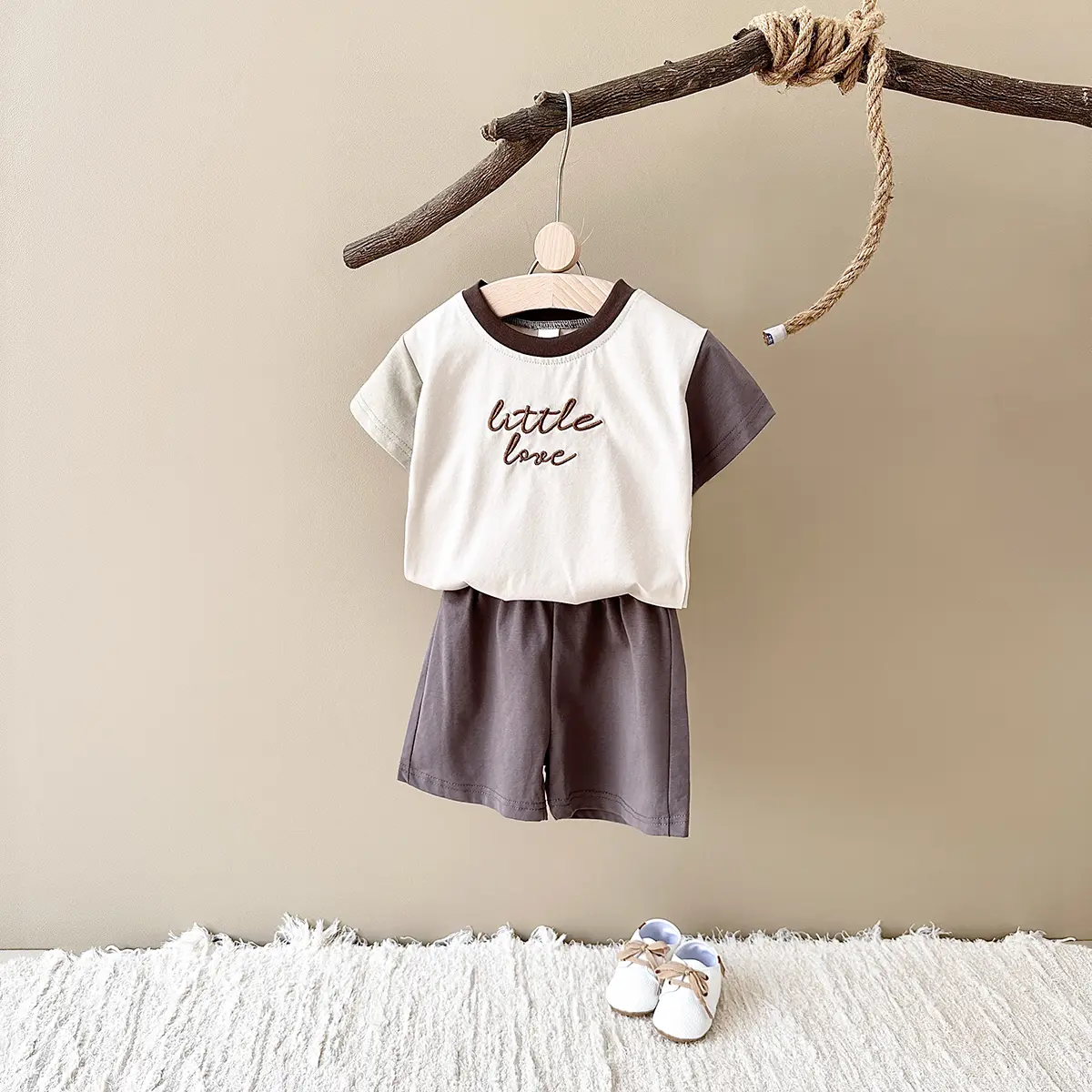 2025 Hot selling Baby Girl Clothes Set Embroidery Letters Splicing Color Casual T-shirt+Shorts Newborn Summer Boys Suit 2Pcs/Set
