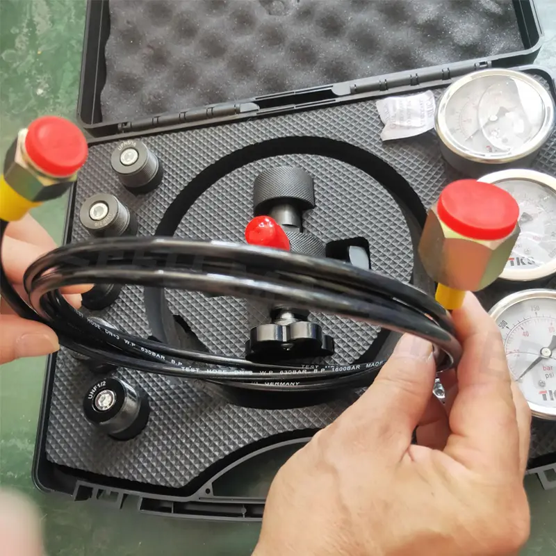 7 IN 1 Hydraulic Nitrogen Accumulator Charging System Pressure Gauge Test Kit