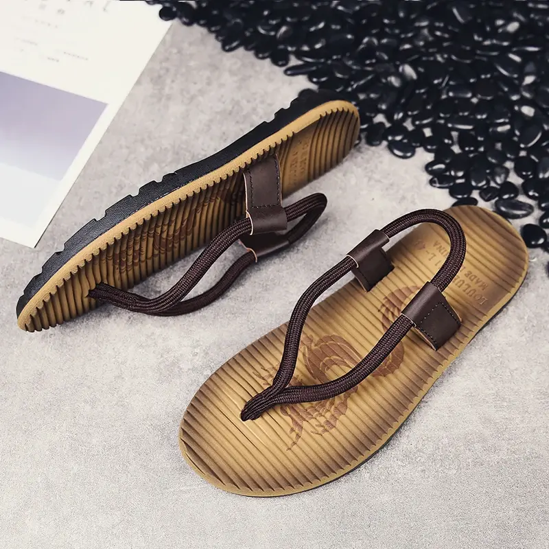 Men's New Flip Flops Super Comfortable and Fashionable Men's Flip Flops Summer Beach Flip Flops Men's Fashionable Breathable Cas