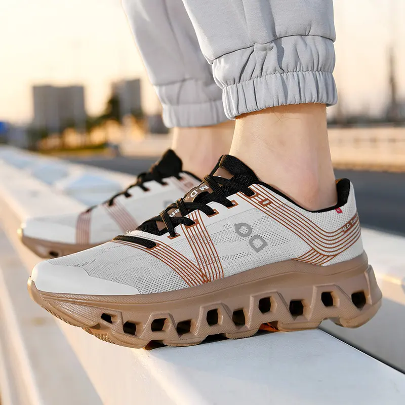 Trendy and Comfortable Casual Sports Shoes: Fashionable Soft-Sole Walking Footwear