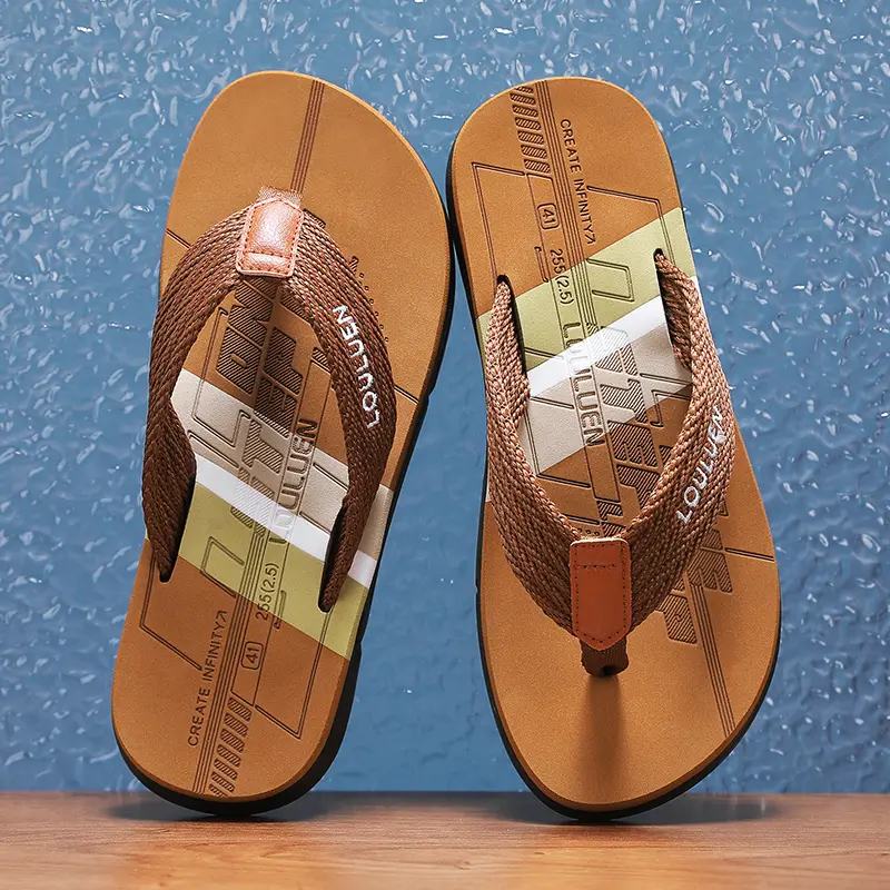 2025 Summer New Men's Slippers Fashion versatile flip-flops Men's slippers Men's Clip Toe Shoes