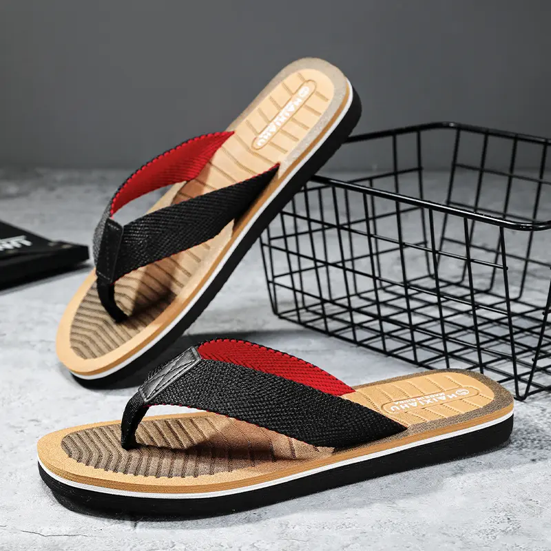 Men's new flip flops super comfortable and fashionable men's flip flops summer beach flip flops men's fashionable breathable cas
