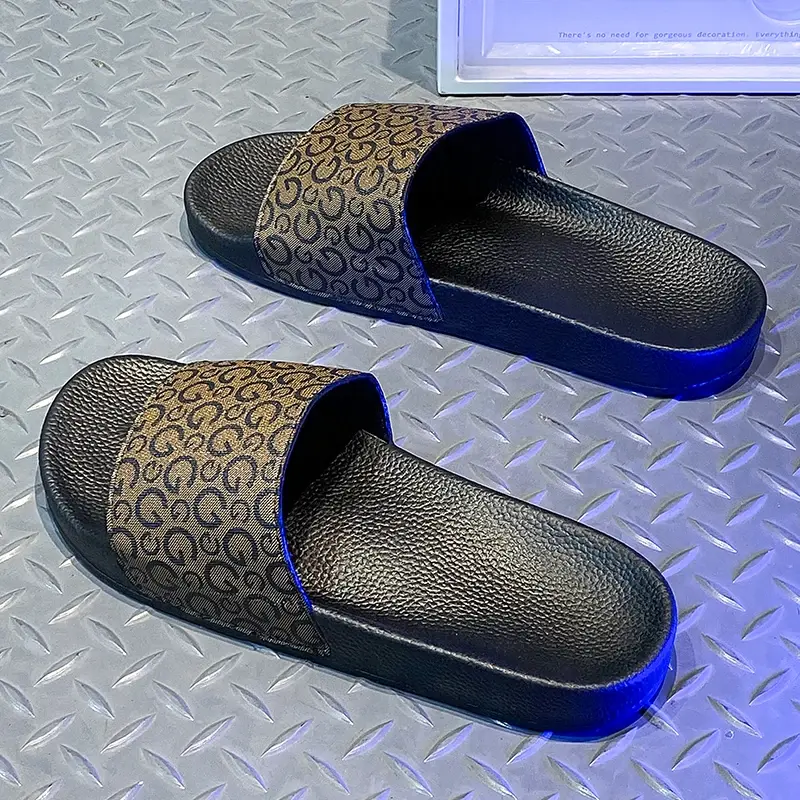 2025 Slippers Summer Men's Home Non-Slip Deodorant Indoor Home Shit Feeling 2024 New Outdoor Sandals