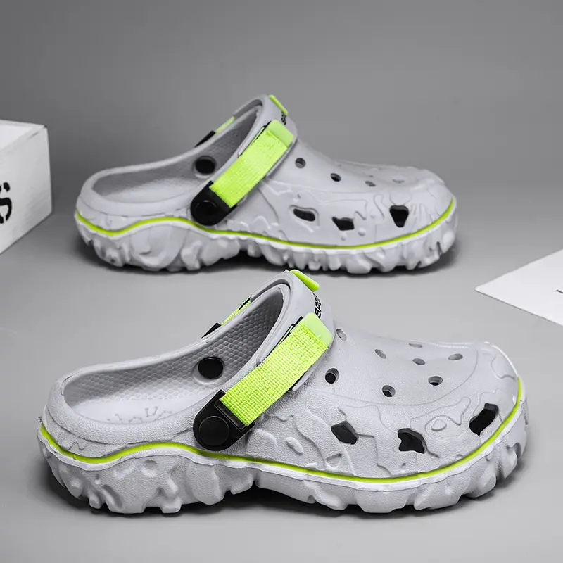 2025 Factory Cheap EVA Men's Clogs Shoes Lightweight Wholesale Plastic Clog Men Beach Working Sandals With Men Clogs&Mules
