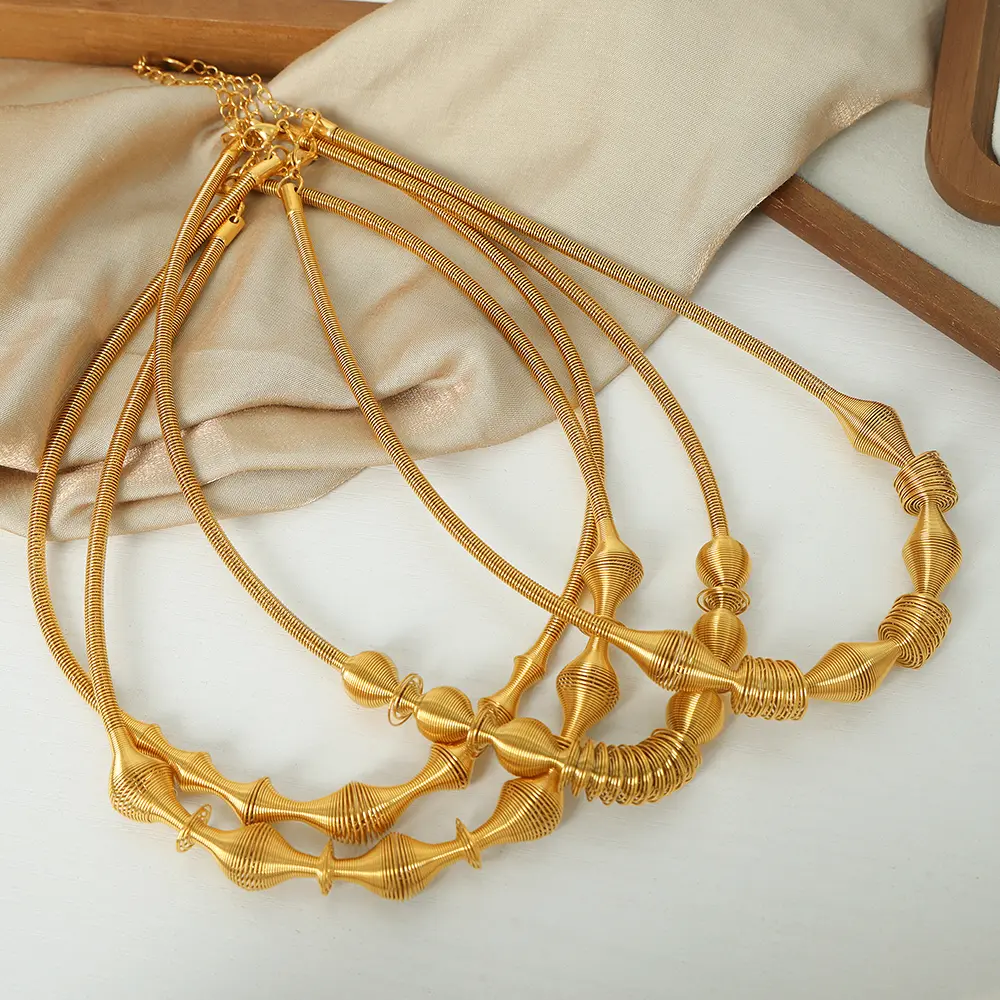 Hip-hop Rock Punk Style Spring Shape Necklaces For Women 18k Gold Plated Waterproof Non Tarnish Women's Chunky Necklace In Brass