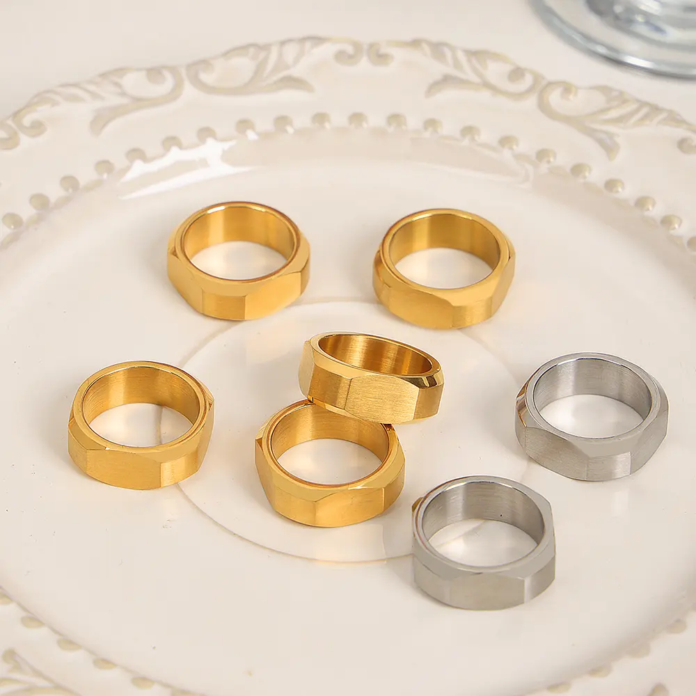 Nuts Shape Rings For Women Men 316L Stainless Steel With 18k Gold Plated Waterproof Fadeless Unisex Ring Couples Jewelry