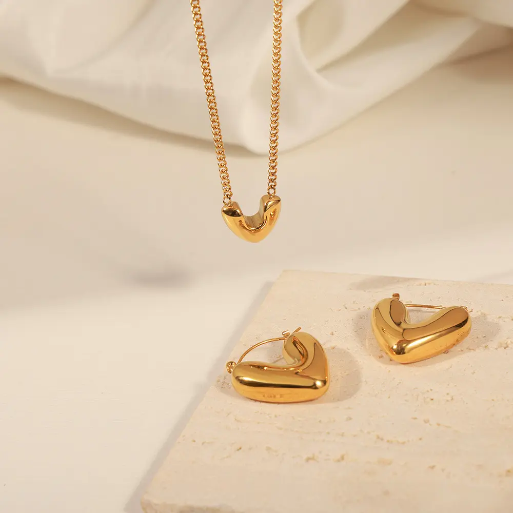 316L Stainless Steel Fashion Necklace Earrings Carving Love Heart Shape Pearl Charms Chain Choker Necklaces Earrings For Women