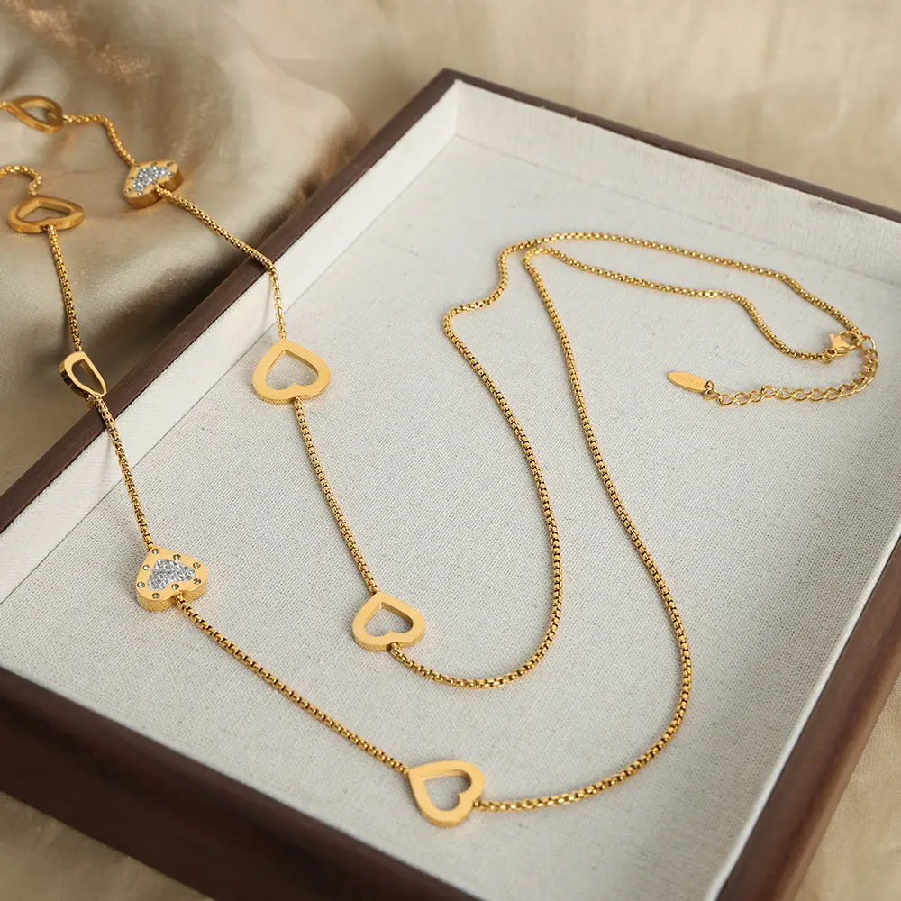 Hollowed Heart Pendants Necklaces In Stainless Steel With 18k Gold Plated Non Tarnish Long Sweater Chains Necklace For Women
