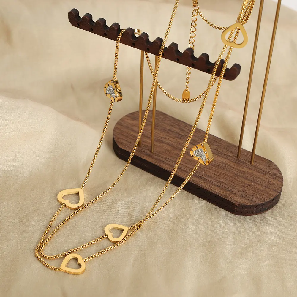 Hollowed Heart Pendants Necklaces In Stainless Steel With 18k Gold Plated Non Tarnish Long Sweater Chains Necklace For Women