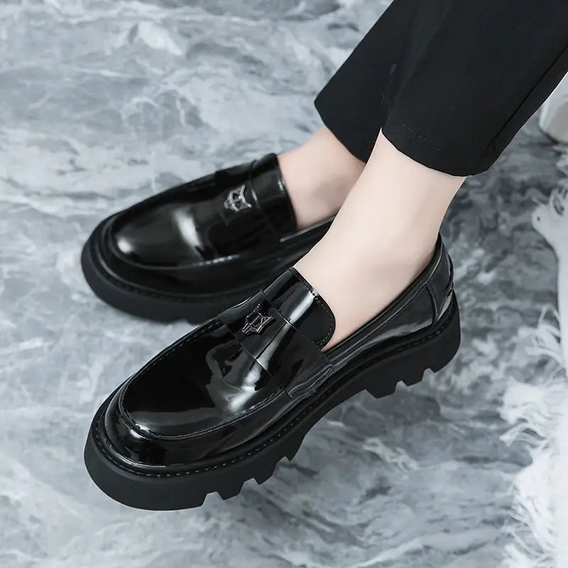 2023 All-match Leather Mens Slip on Shoes New Fashion Thick Bottom Men's Business Shoes Luxury Brand Male Comfortable Loafers