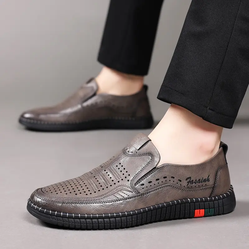 Classic Business Man Loafers Moccasins Breathable Slip on Flats All-match Male Driving Shoes Breathable Leather Men Casual Shoes