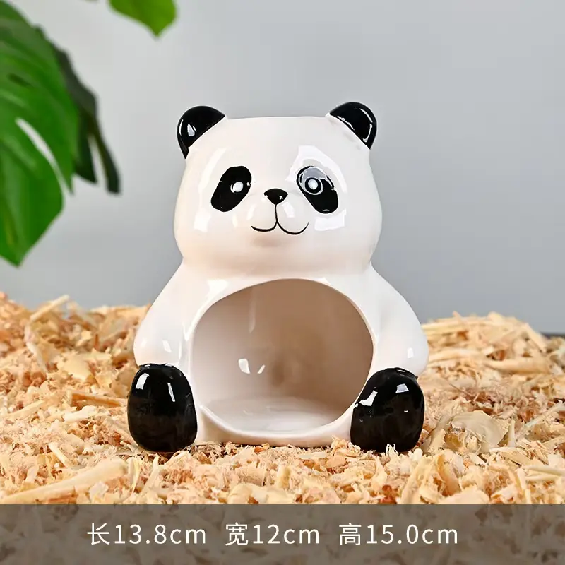 Hamster Supplies, Ball Kettle, Water Dispenser, Leak-proof Water Feeder, Water Dispenser, Small Gold Bear Drinking Kettle.