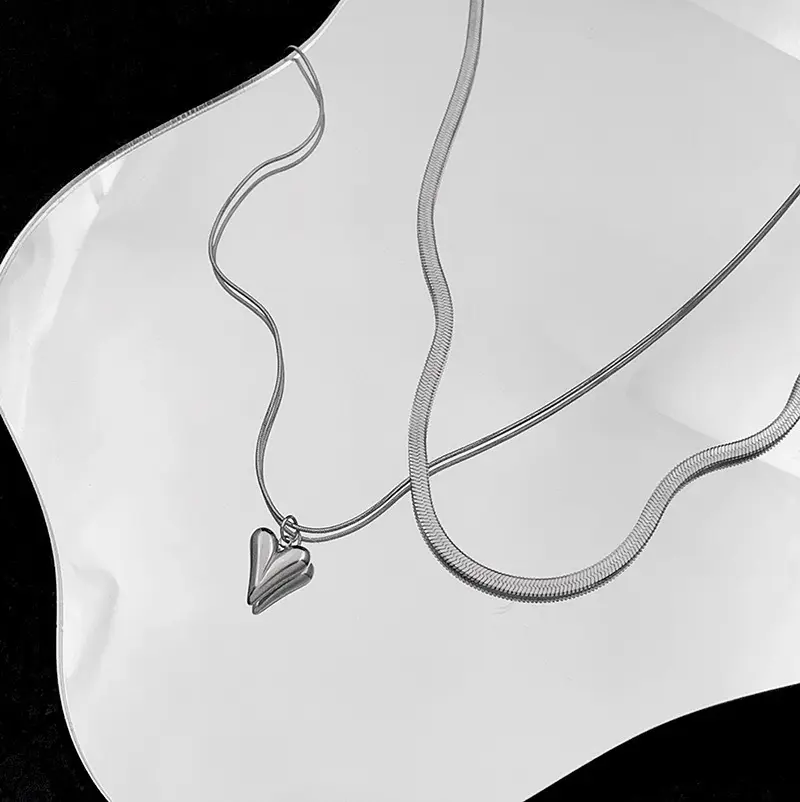 Stainless Steel Double Layer Peach Heart Pendant Necklace for Women Lady No Fading Clavicle Chain Jewelry Aesthetic Punk Jewelry