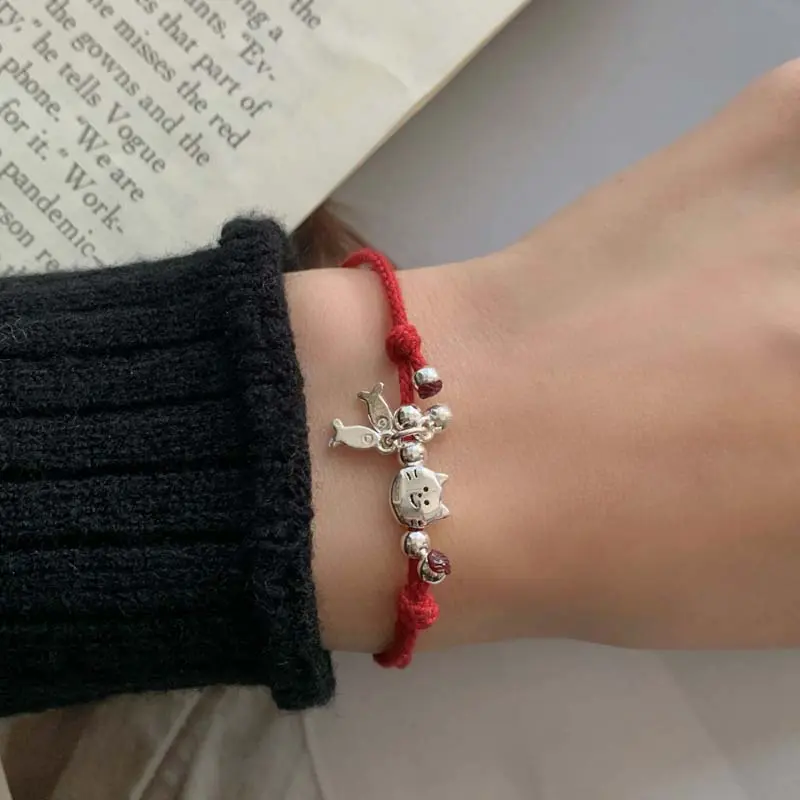 Fashion Cat Little Fish Red Rope Bracelets for Women Simple Cute Silver Color Beaded Adjustable Bracelets Jewelry Party Gifts