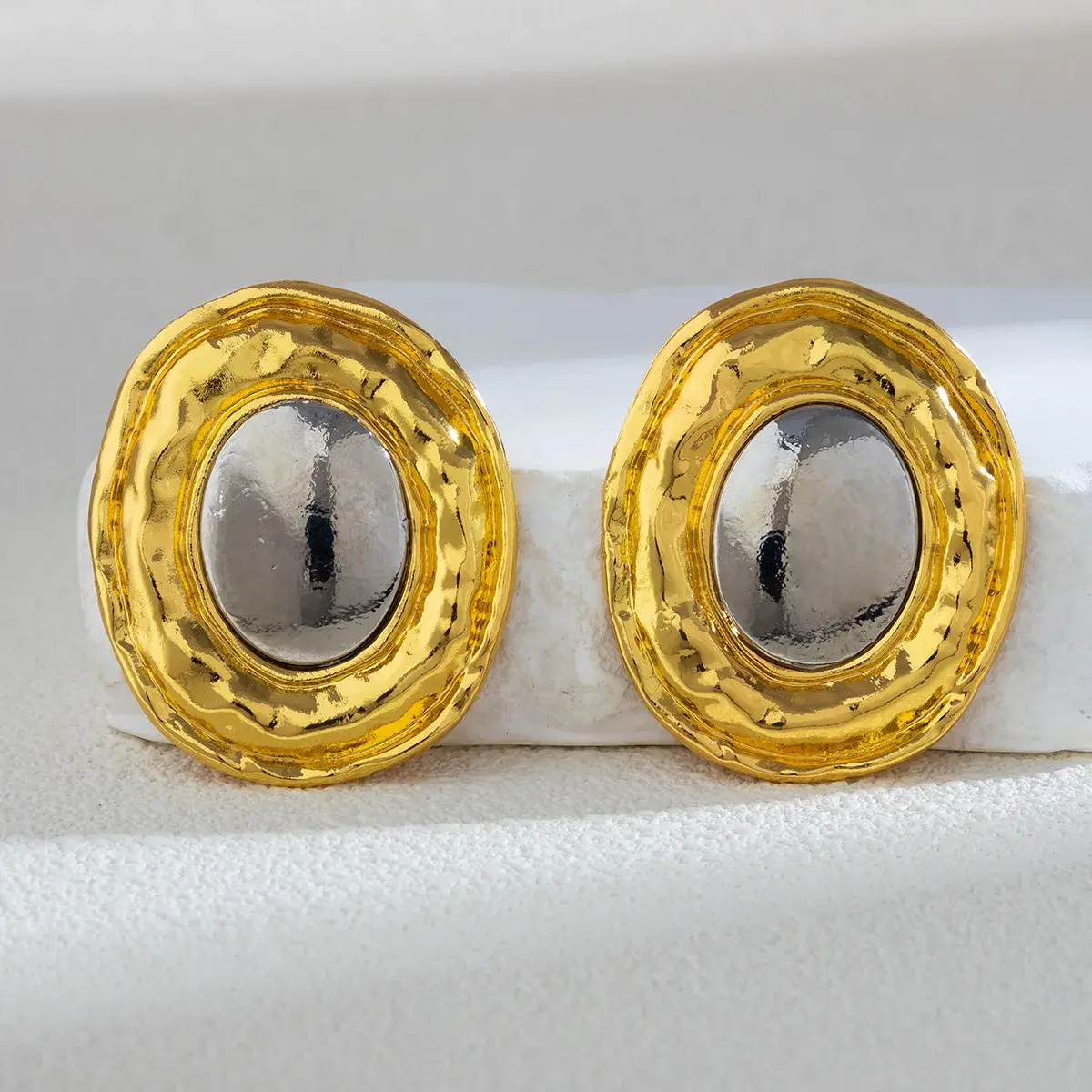 New Exaggerated Round Geometric Stud Earrings for Women Classic Vintage Gold Silver Color Large Circle Piercing Earring Jewelry