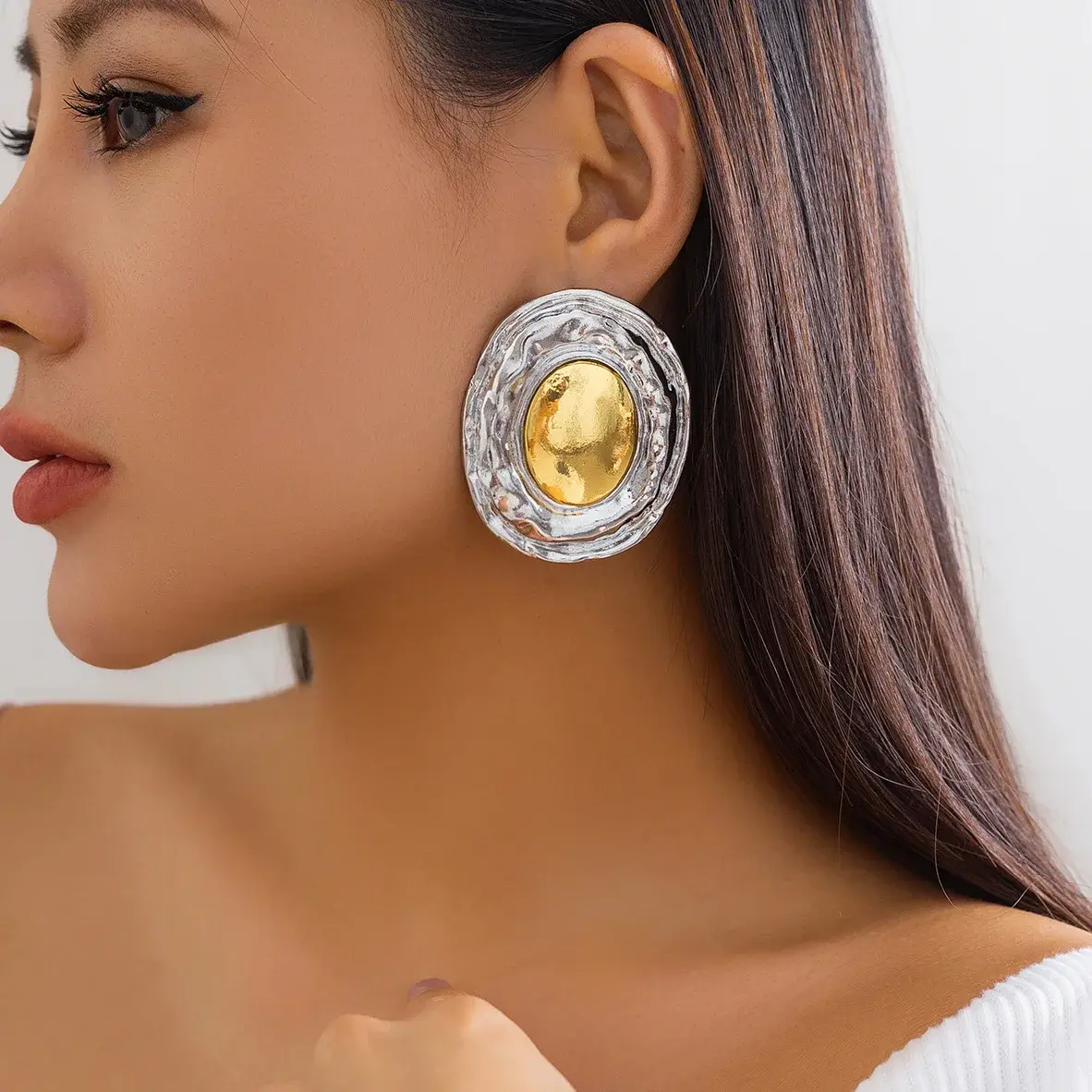 New Exaggerated Round Geometric Stud Earrings for Women Classic Vintage Gold Silver Color Large Circle Piercing Earring Jewelry