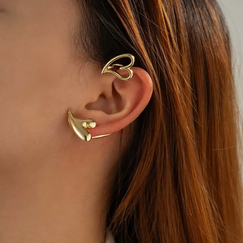 Fashion Gold Color Heart Ear Clip Earrings for Women Punk Metal Large Geometric Hollow Love Ear Loop Wedding Party Jewelry Gifts