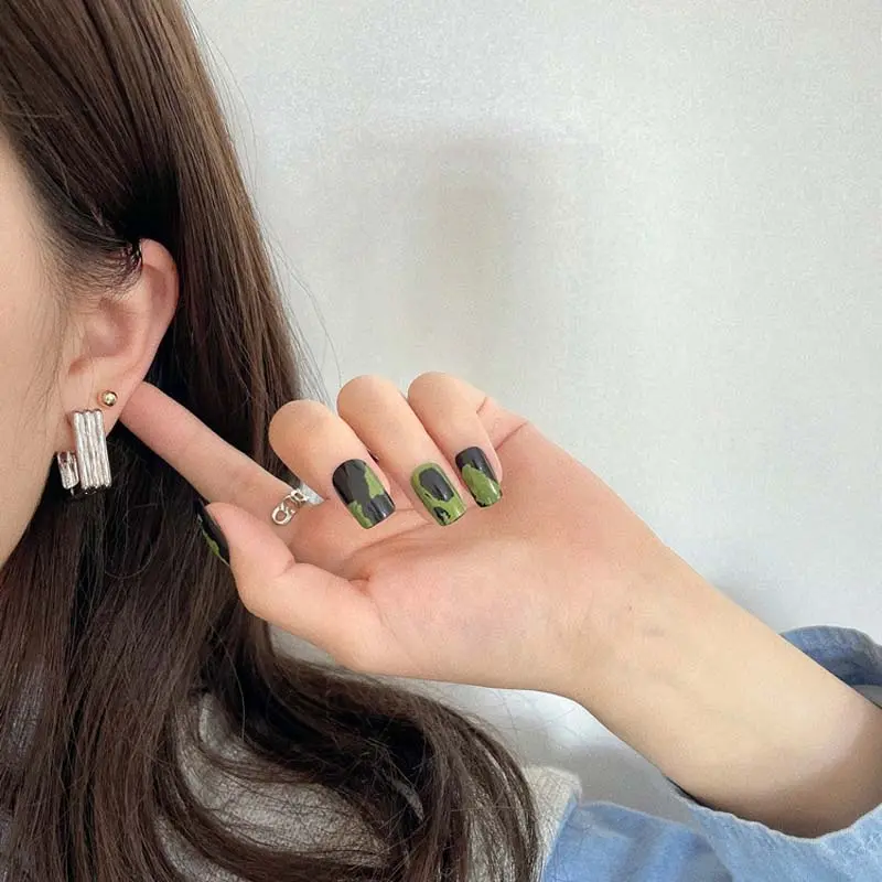 Fashion Metal Square Hoop Earrings for Women Simple Gold Color Stripe Geometric Personality Ear Buckle Jewelry Party Gifts