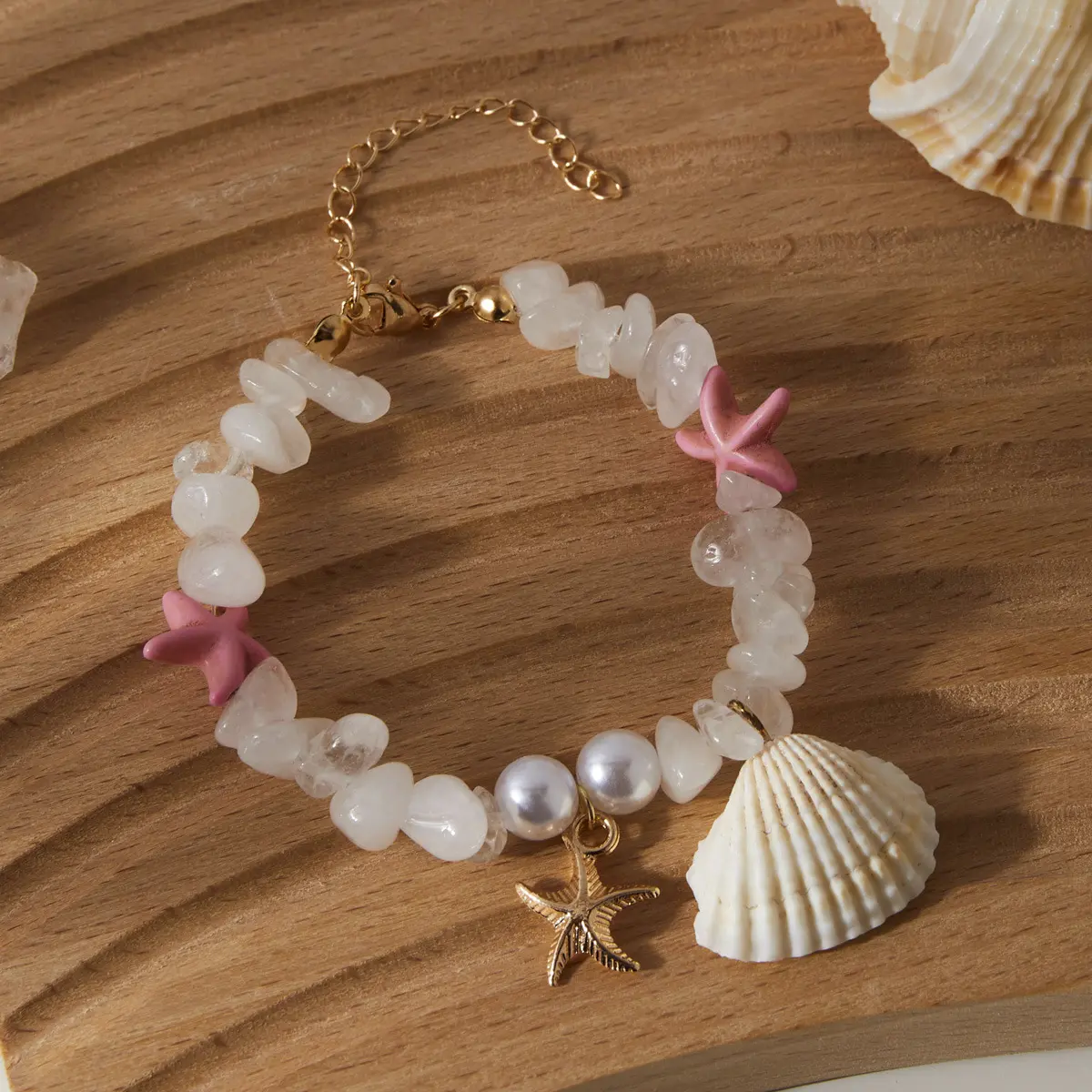 Handmade Beaded Starfish Shell Irregular Crystal Bracelet for Women Bohemian Ocean Series Natural Stone Pearls Bracelet Jewelry